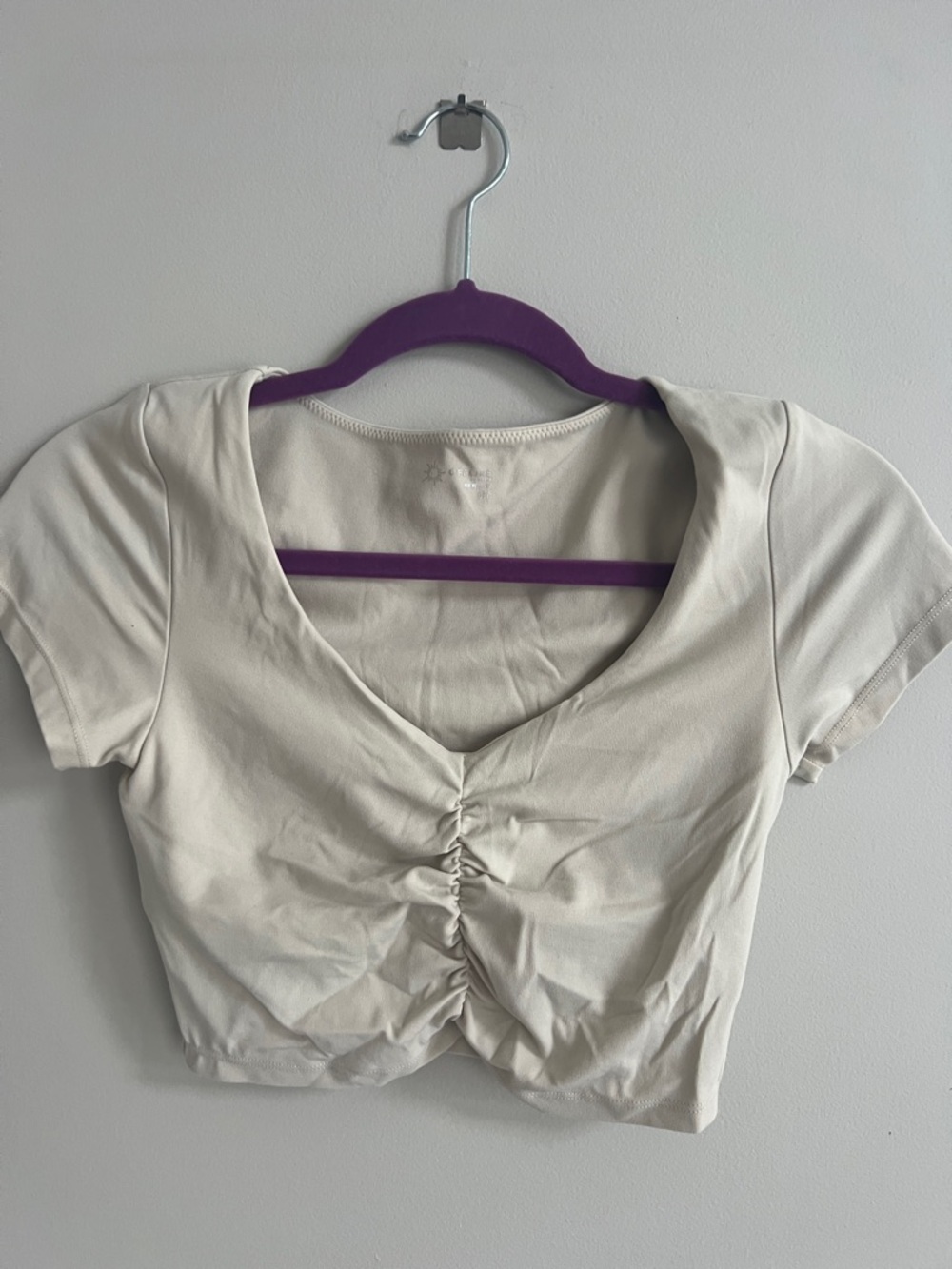 Aeri Realme Cream Ruched V-Neck Crop Top, Size S/P